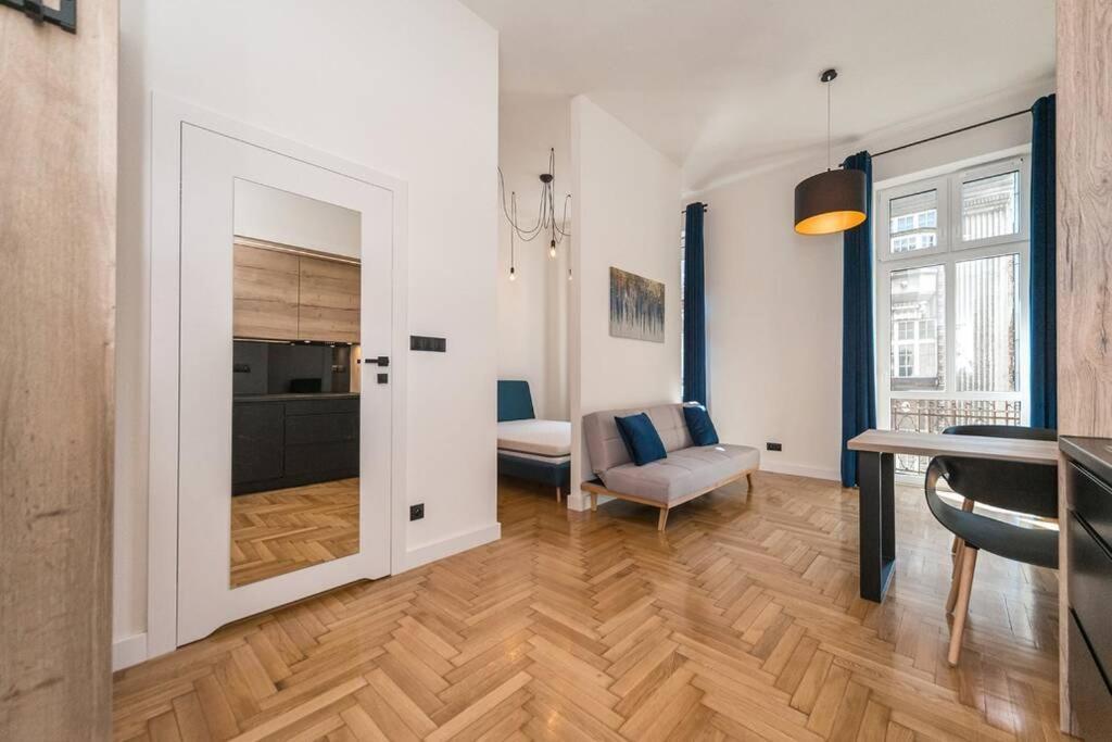 Studio Matejki C Bielsko-Biała Dış mekan fotoğraf