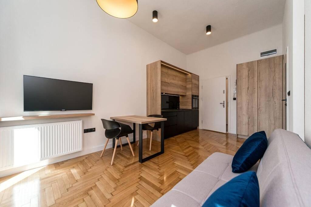 Studio Matejki C Bielsko-Biała Dış mekan fotoğraf